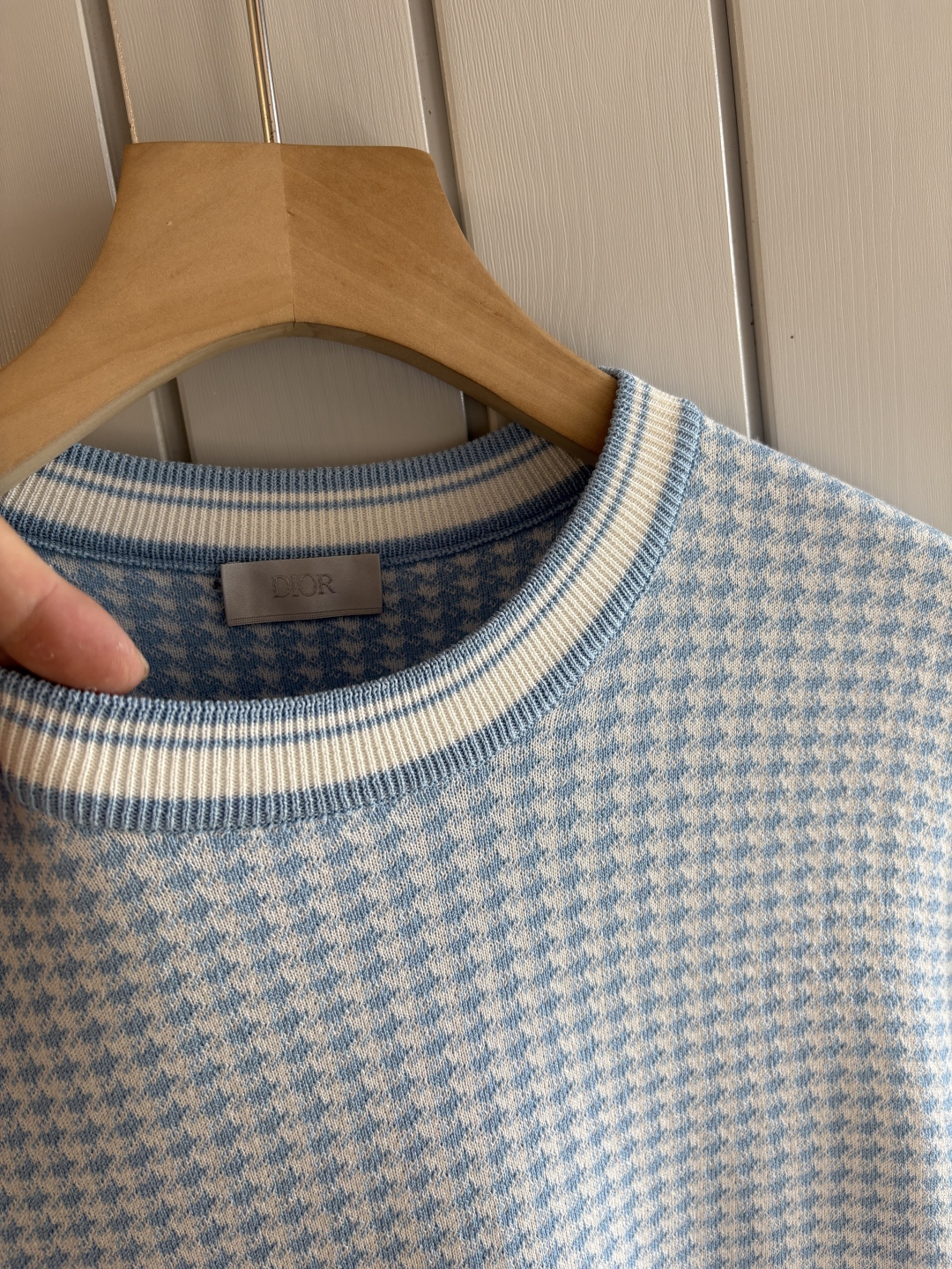 Dior Men's Blue Houndstooth Jacquard Knit Short Sleeve Tee - Classic Fit 6 cmp i1747022518694 7387 0 4