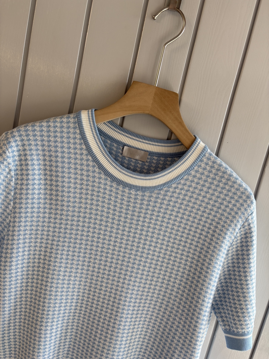 Dior Men's Blue Houndstooth Jacquard Knit Short Sleeve Tee - Classic Fit 4 cmp i1747022518806 8507 0 2