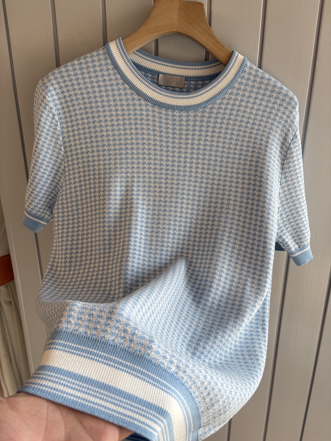 Dior Men's Blue Houndstooth Jacquard Knit Short Sleeve Tee - Classic Fit 8 cmp i1747022520482 9821 0 6