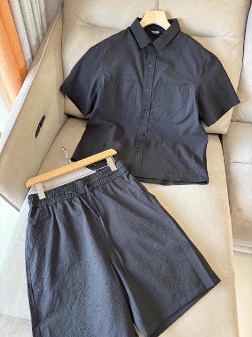 Men's Summer Casual Shirt and Shorts Set - Pixel Grid Print - Perfect for Vacation 1 Men's Summer Casual Shirt and Shorts Set - Pixel Grid Print - Perfect for Vacation