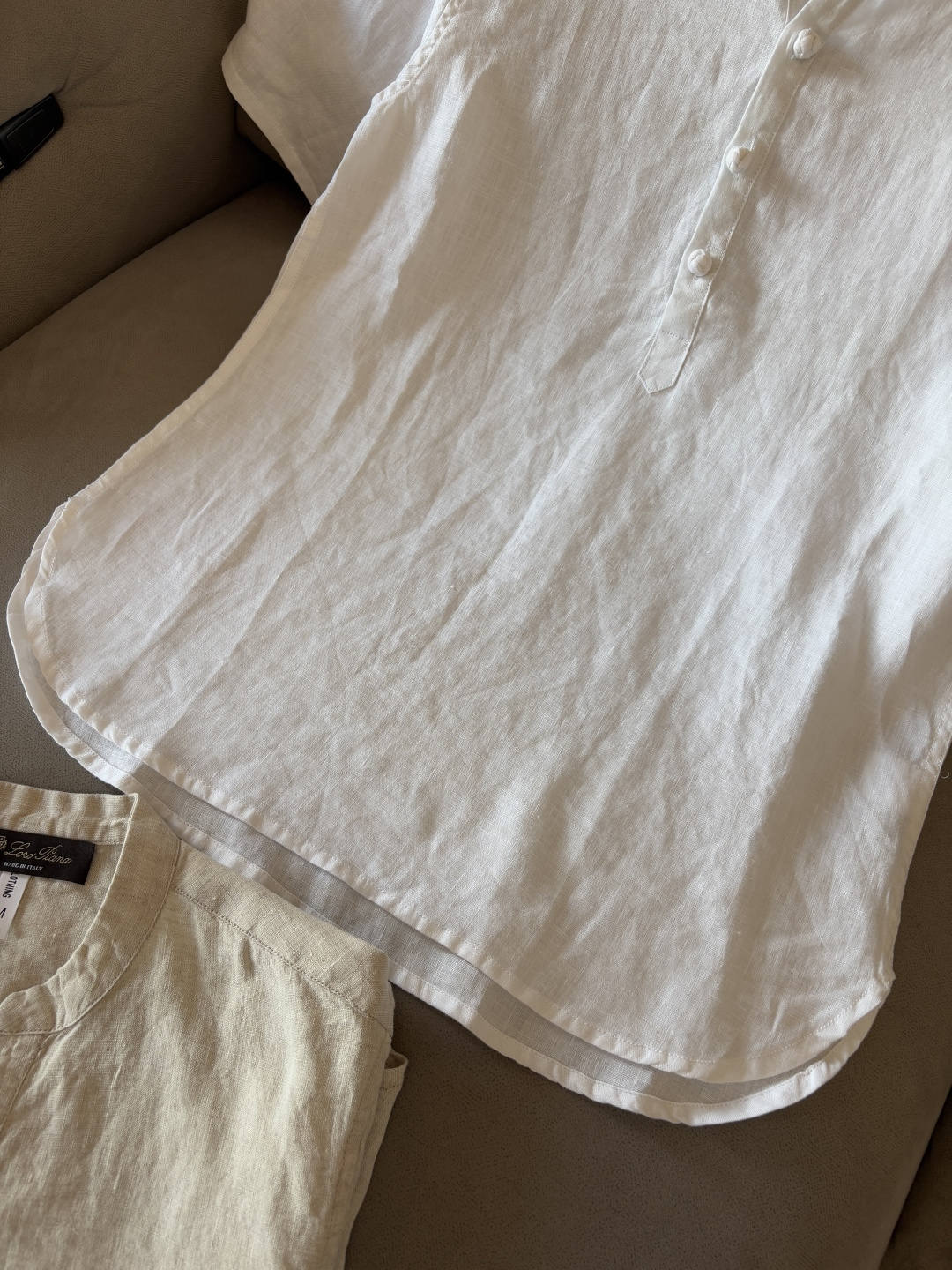 lP🆕20%亚麻男士短袖，男装界的天花板，这款翻领麻料衫短袖精准到每一针的细腻工艺，完全区别于普通面料裁