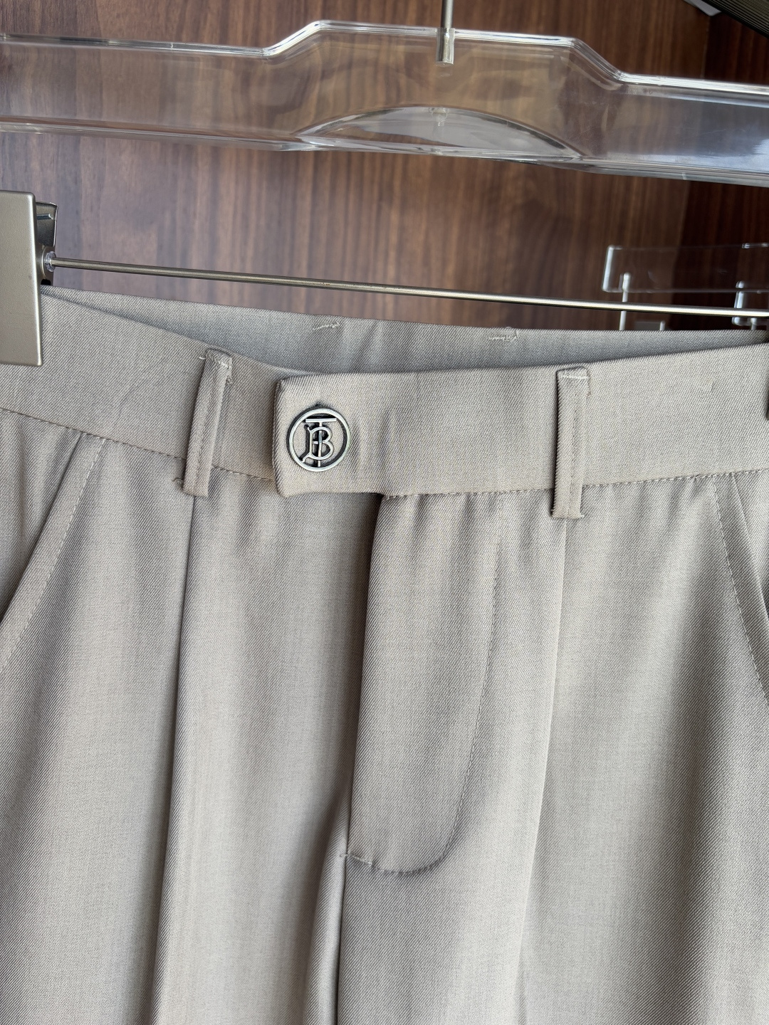 Luxury Naples Fabric: Timeless Elegance and Comfort in Every Wear - 图片 5