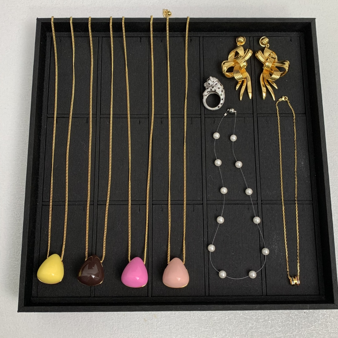 미우미우 목걸이 61024 Miu Miu Necklace
