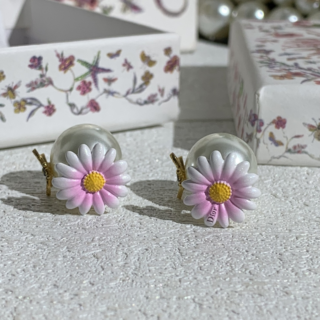 디올 귀걸이 134848 Dior Earrings 썸네일 이미지