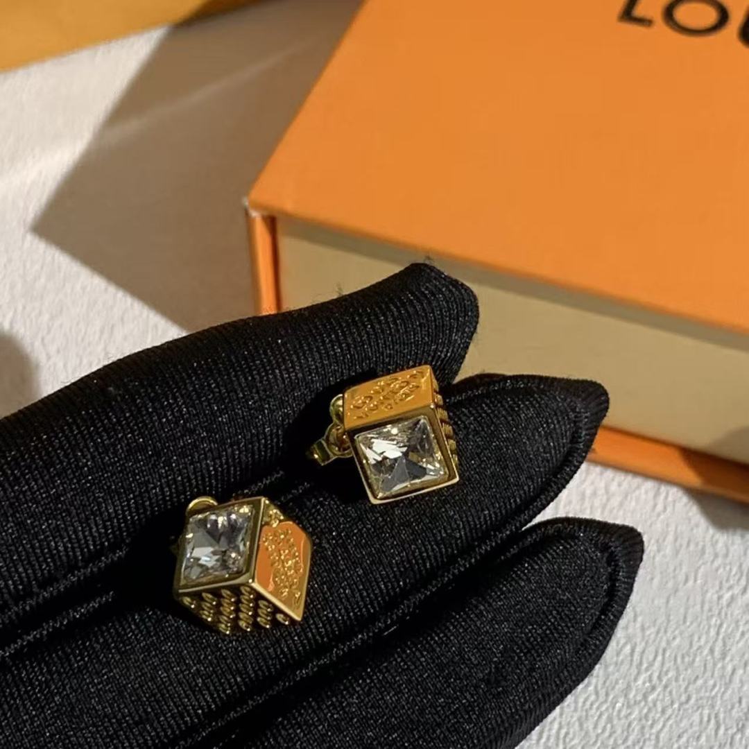 루이비통 목걸이 135222 Louis Vuitton Necklace 썸네일 이미지