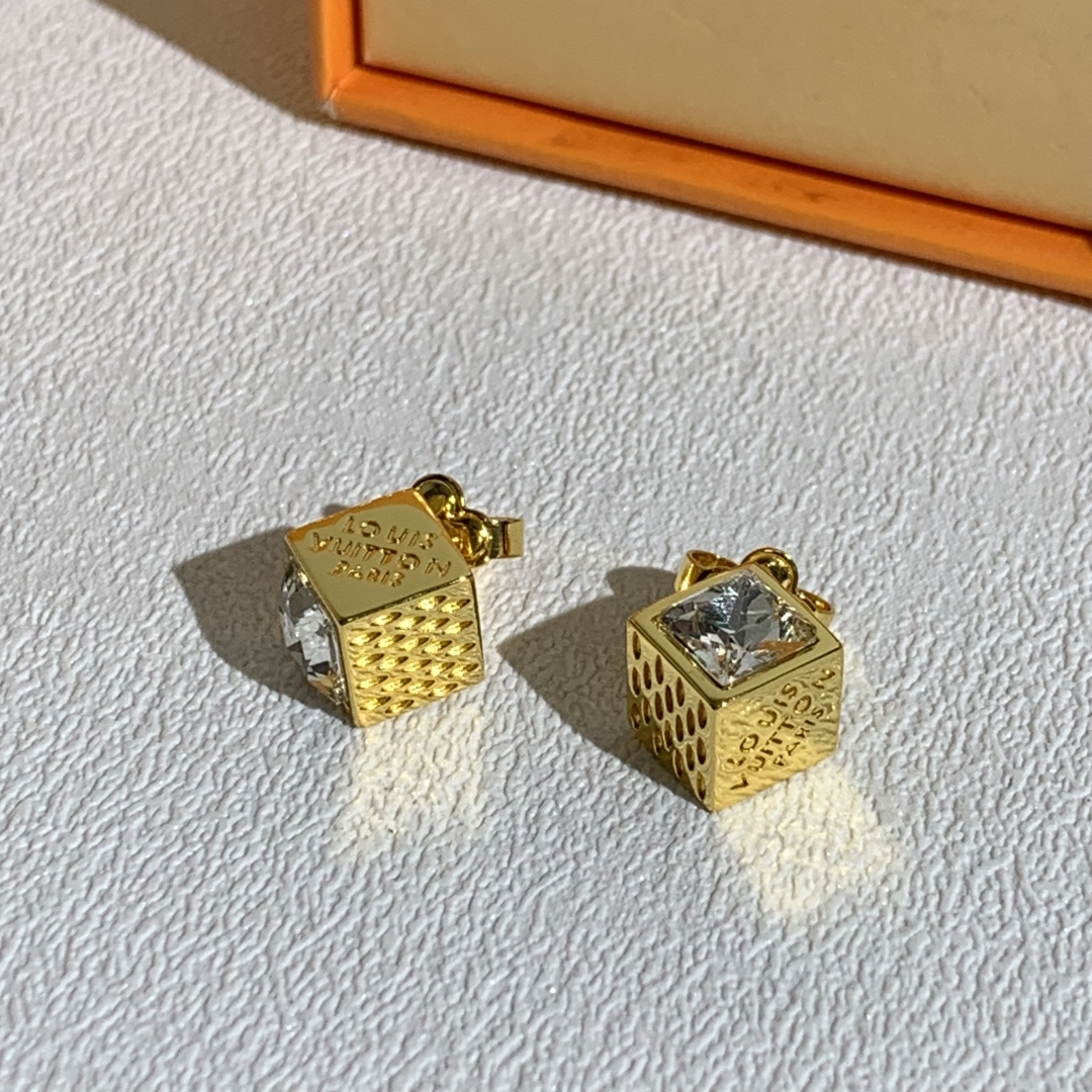 루이비통 목걸이 135222 Louis Vuitton Necklace 썸네일 이미지