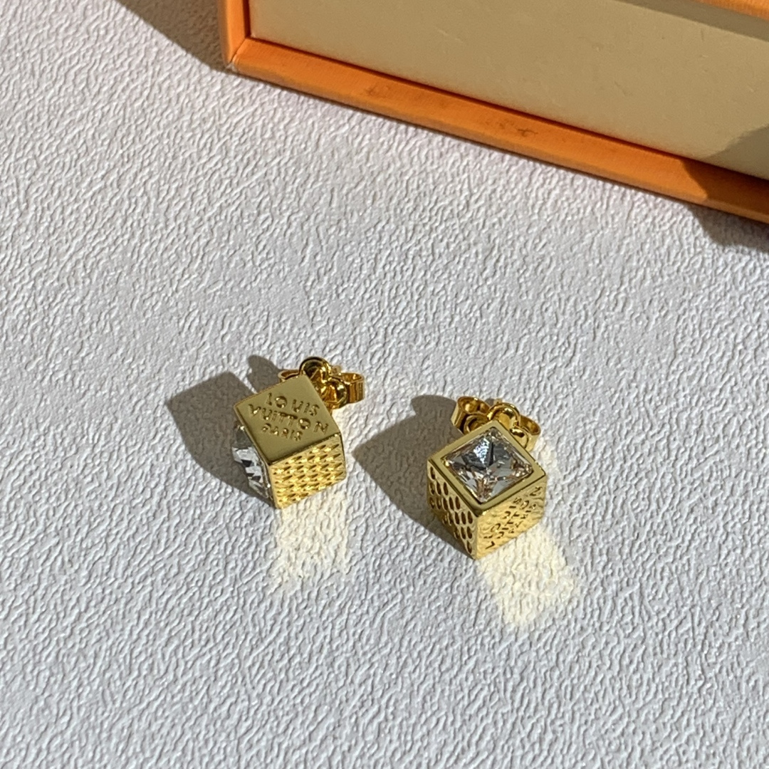 루이비통 목걸이 135222 Louis Vuitton Necklace 썸네일 이미지