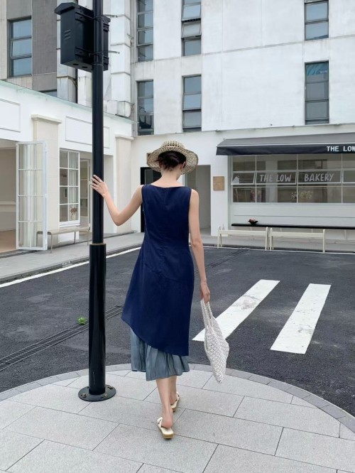 Elegant Linen Blend Sleeveless Dress with Asymmetrical Hem & Waist Accent 1 Elegant Linen Blend Sleeveless Dress with Asymmetrical Hem & Waist Accent