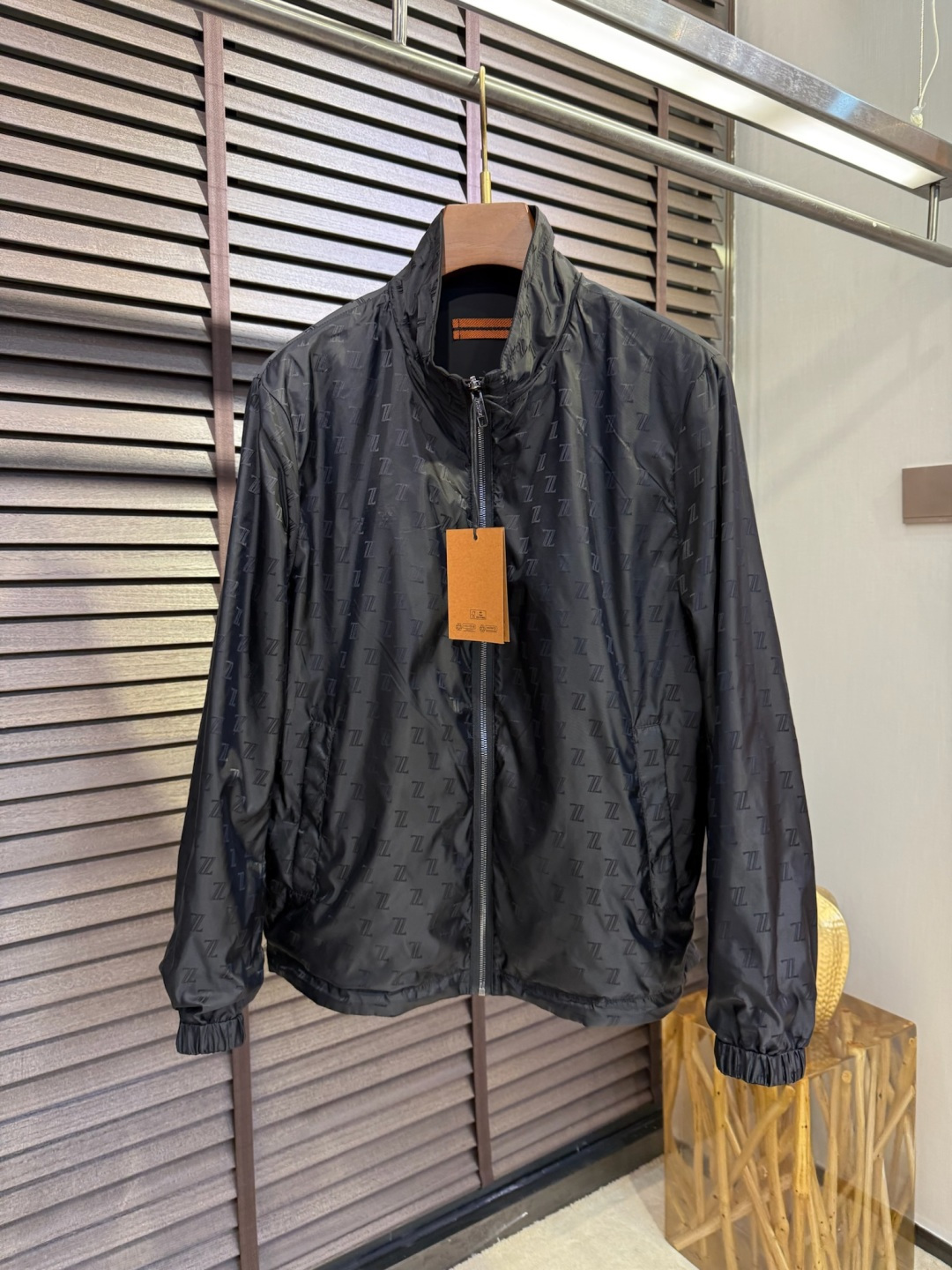 NO:121428,Detailed picture on the other side/8866,,alexander wang19860909另一面细节图/8866,,alexander wang,Men's clothing