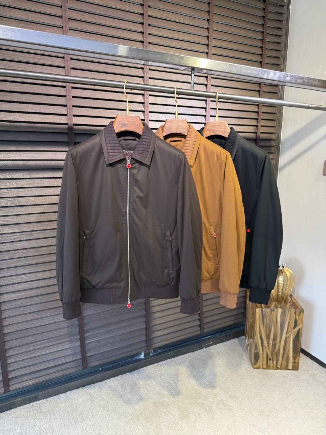 Kito&肯🛡️FW2025新款连帽夹克羽绒服外套，内充90白鸭绒，超级保暖，又轻又蓬松。客供进口防风防