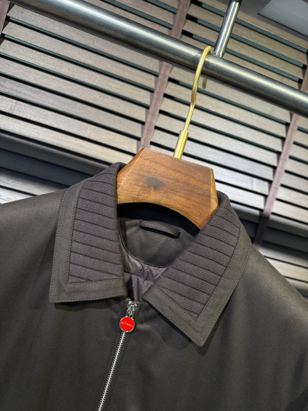 Kito&肯🛡️FW2025新款连帽夹克羽绒服外套，内充90白鸭绒，超级保暖，又轻又蓬松。客供进口防风防