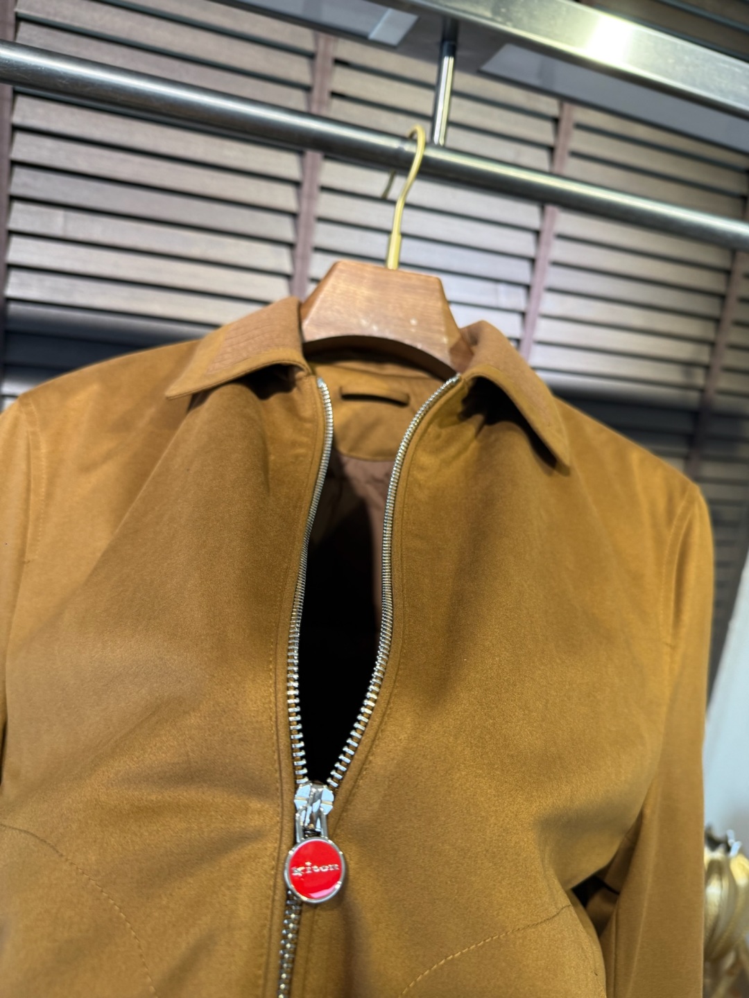 Kito&肯🛡️FW2025新款连帽夹克羽绒服外套，内充90白鸭绒，超级保暖，又轻又蓬松。客供进口防风防