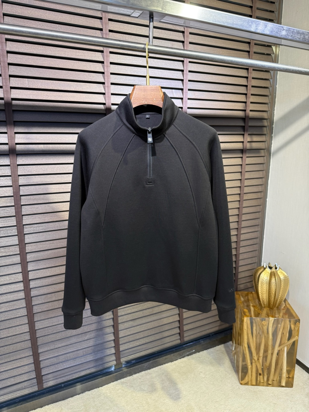 Leo&罗意🧣FW2025新款Polo立领拉链卫衣。采用棉➕羊毛➕莫代尔➕氨纶混纺面料，可机洗，立挺有型