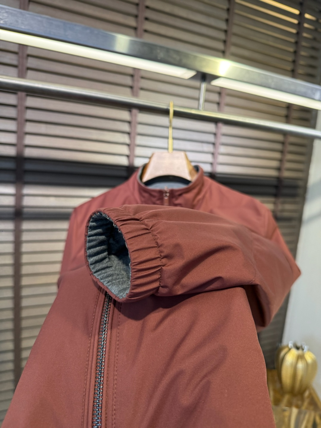 ZEGN&杰尼🦷FW2025新款双面穿夹克外套。采用定制风防风防雨双面面料，抗皱立挺有型，软糯亲肤，上身