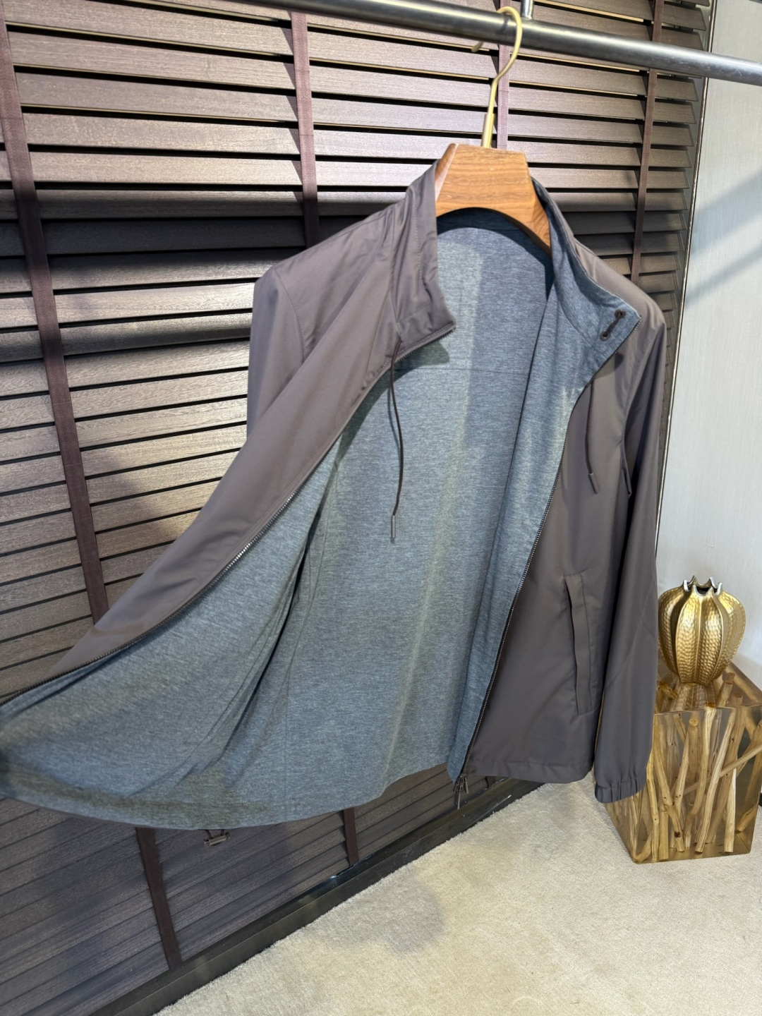 ZEGN&杰尼🦷FW2025新款双面穿夹克外套。采用定制风防风防雨双面面料，抗皱立挺有型，软糯亲肤，上身