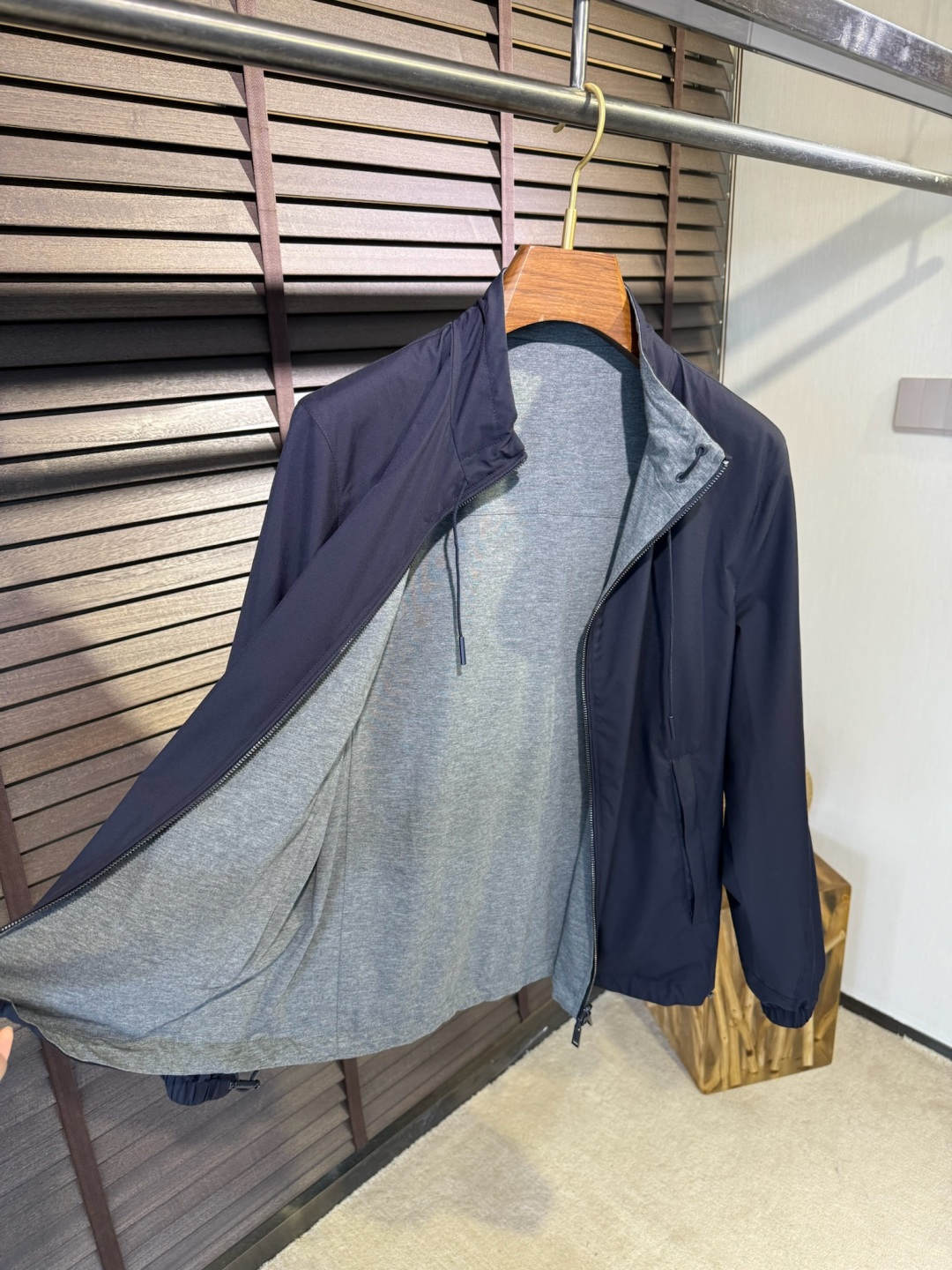 ZEGN&杰尼🦷FW2025新款双面穿夹克外套。采用定制风防风防雨双面面料，抗皱立挺有型，软糯亲肤，上身