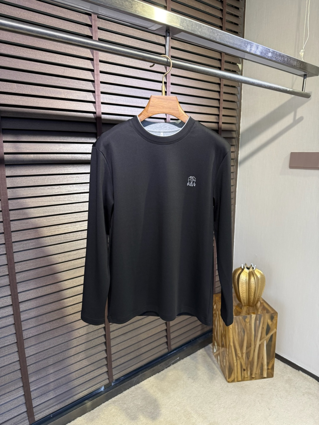 Brunelo Cucinel&BC库奇勒🎁FW2025新款圆领打底衫。采用46%棉➕46%莫代尔➕8%