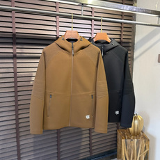 Leo&罗意😊FW2025新款针织拼接夹克外套。采用定制针织面料,力挺抗皱有型,上身绝绝子;连帽运动户外 Leo&罗意😊FW2025新款针织拼接夹克外套。采用定制针织面料,力挺抗皱有型,上身绝绝子;连帽运动户外