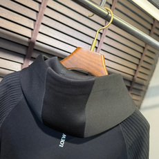Leo&罗意😊FW2025新款针织拼接夹克外套。采用定制针织面料,力挺抗皱有型,上身绝绝子;连帽运动户外 Leo&罗意😊FW2025新款针织拼接夹克外套。采用定制针织面料,力挺抗皱有型,上身绝绝子;连帽运动户外