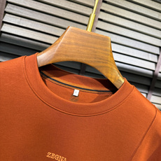 ZEGN&EZ杰尼🦷FW2025新款圆领打底衫。采用46%棉➕46%莫代尔➕8%氨纶混纺面料,可机洗,立 ZEGN&EZ杰尼🦷FW2025新款圆领打底衫。采用46%棉➕46%莫代尔➕8%氨纶混纺面料,可机洗,立