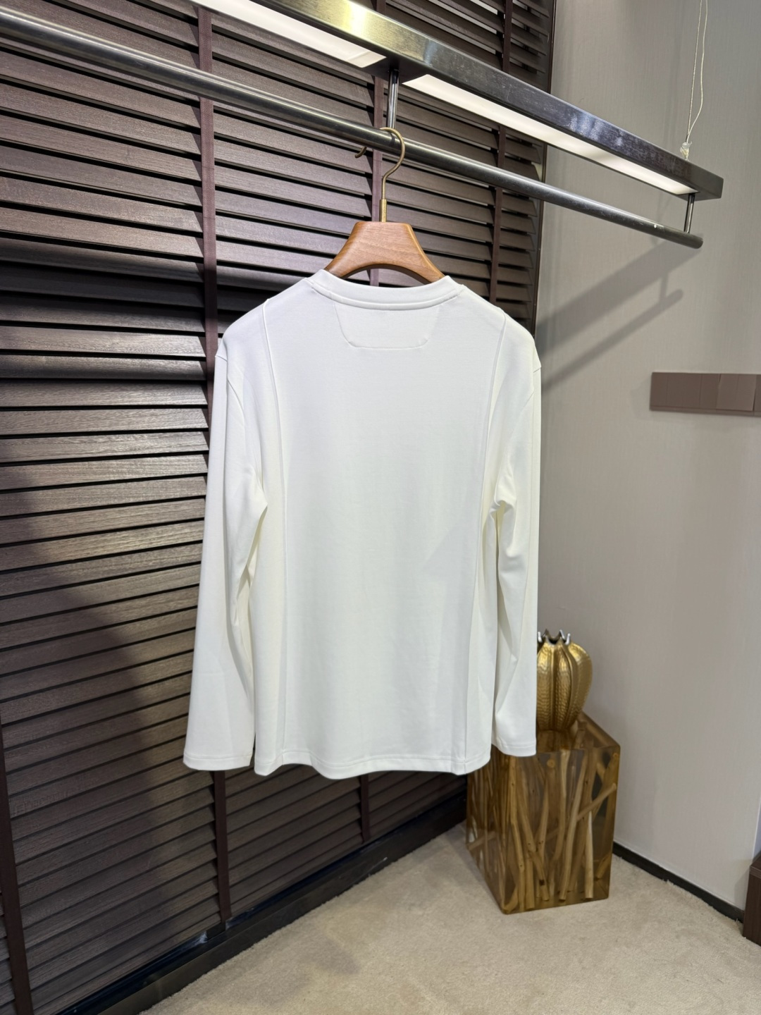ZEGN&EZ杰尼🦷FW2025新款圆领打底衫。采用46%棉➕46%莫代尔➕8%氨纶混纺面料，可机洗，立