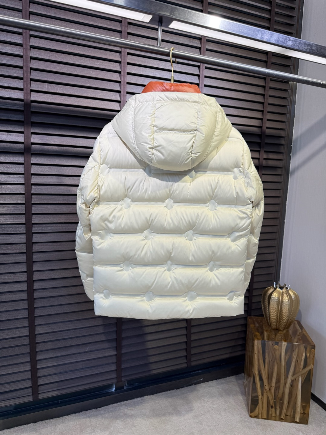 Zegn&杰尼🦷FW2025冬季新款羽绒服。连帽设计，商务与休闲兼并，帽子不可拆卸，适合各种场合穿搭。采