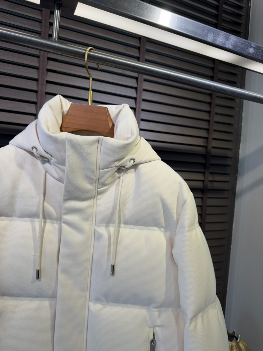 Zegna** 2025最新款时尚设计师款羽绒外套❤️杰尼亚连帽羽绒服，冬季顶级轻奢羽绒服，上臂经典lo