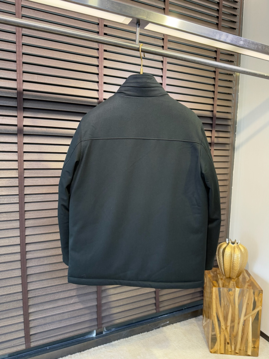 Zegn&杰尼🦷FW2025新款夹克风衣羽绒服。柜子在售款。采用定制高支数羊毛羊绒面料，抗皱立挺有型，软