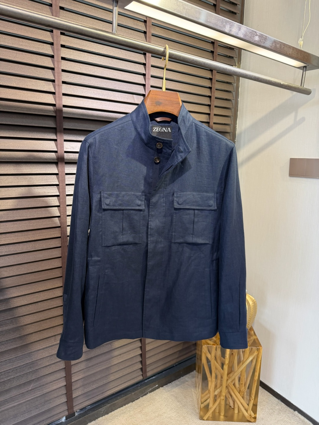 Zegn&杰尼🦷2026SS新款夹克外套。采用进口定制100%雨露麻面料，力挺有型，质地柔软，手感舒适，