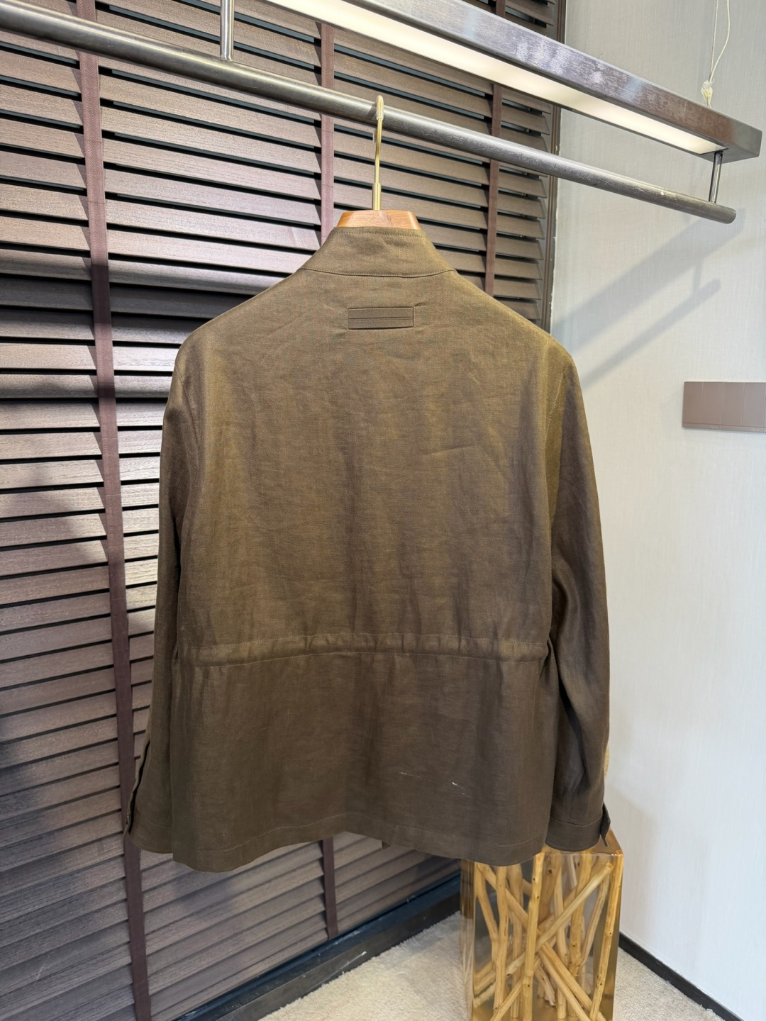 Zegn&杰尼🦷2026SS新款夹克外套。采用进口定制100%雨露麻面料，力挺有型，质地柔软，手感舒适，