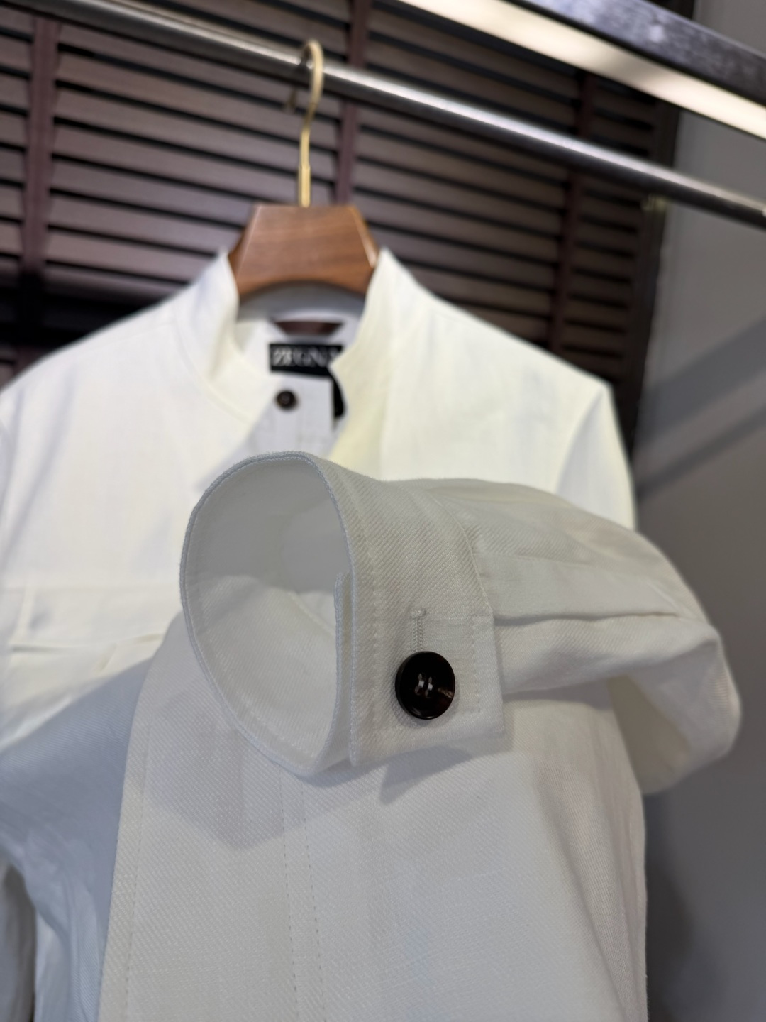 Zegn&杰尼🦷2026SS新款夹克外套。采用进口定制100%雨露麻面料，力挺有型，质地柔软，手感舒适，