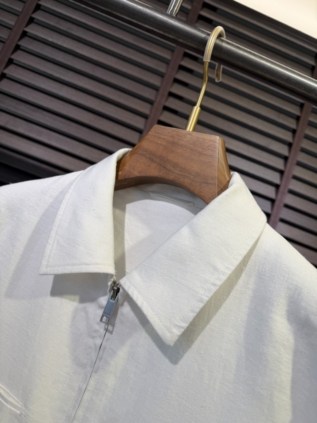 Zegn&杰尼🦷2026SS新款商务休闲翻领夹克外套。采用100%汉麻面料，定织纹路，低调奢华，抗皱立挺