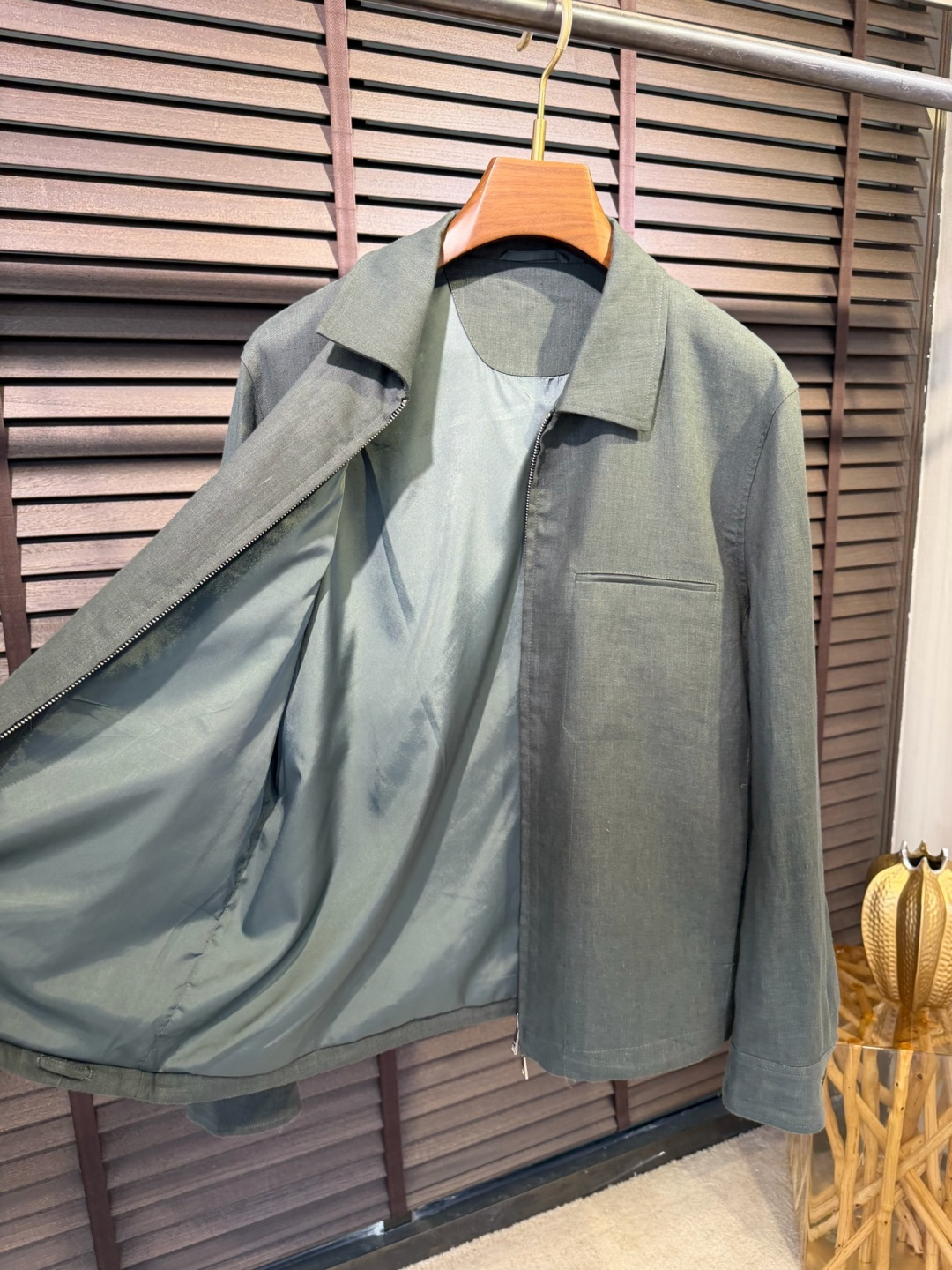 Zegn&杰尼🦷2026SS新款商务休闲翻领夹克外套。采用100%汉麻面料，定织纹路，低调奢华，抗皱立挺