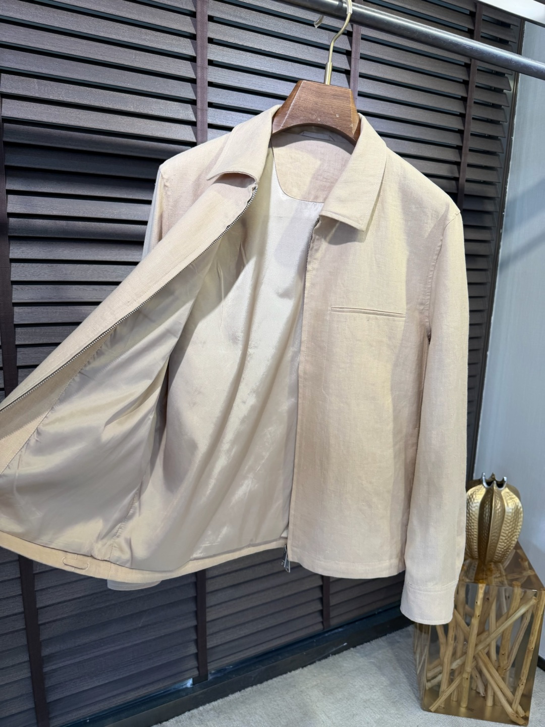 Zegn&杰尼🦷2026SS新款商务休闲翻领夹克外套。采用100%汉麻面料，定织纹路，低调奢华，抗皱立挺