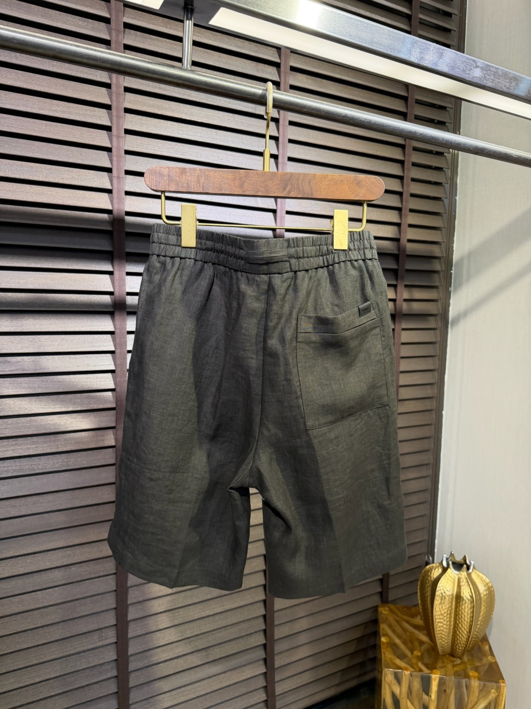 Zega&杰尼🦷2026SS新款休闲运动短裤。柜子最新款。采用定制100%高支数雨露麻面料，立挺有型，自