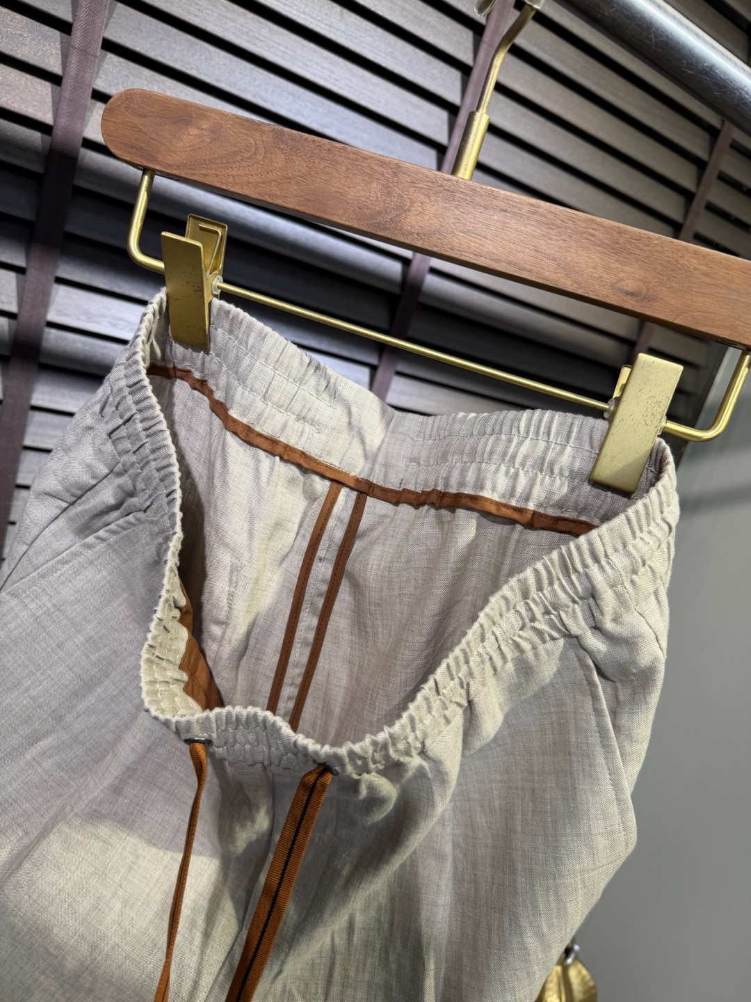 Zega&杰尼🦷2026SS新款休闲运动短裤。柜子最新款。采用定制100%高支数雨露麻面料，立挺有型，自