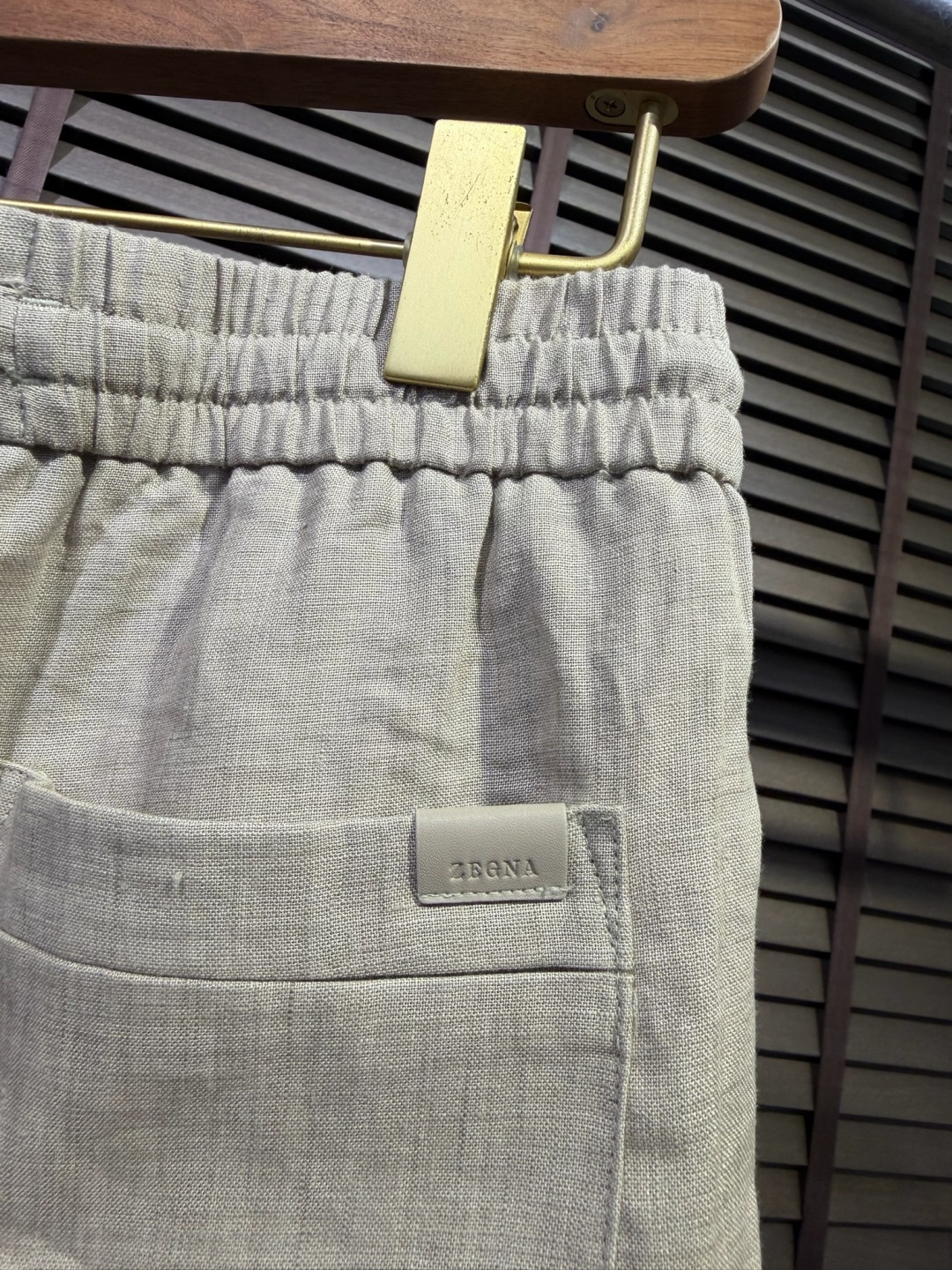 Zega&杰尼🦷2026SS新款休闲运动短裤。柜子最新款。采用定制100%高支数雨露麻面料，立挺有型，自