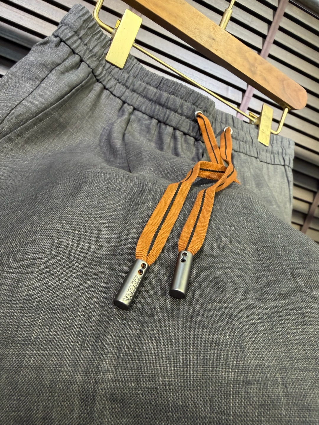 Zega&杰尼🦷2026SS新款休闲运动短裤。柜子最新款。采用定制100%高支数雨露麻面料，立挺有型，自