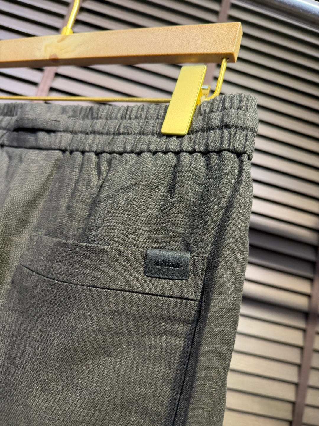 Zegn&杰尼🦷2026SS新款休闲运动裤，客供进口高密度100%雨露麻面料，吸汗速干抗皱，特殊共工艺制