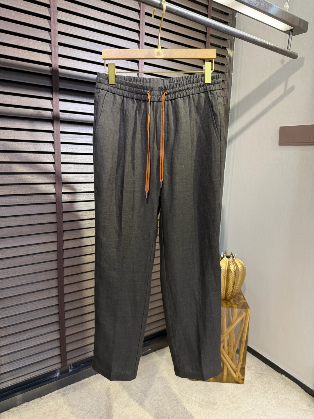 Zegn&杰尼🦷2026SS新款休闲运动裤，客供进口高密度100%雨露麻面料，吸汗速干抗皱，特殊共工艺制