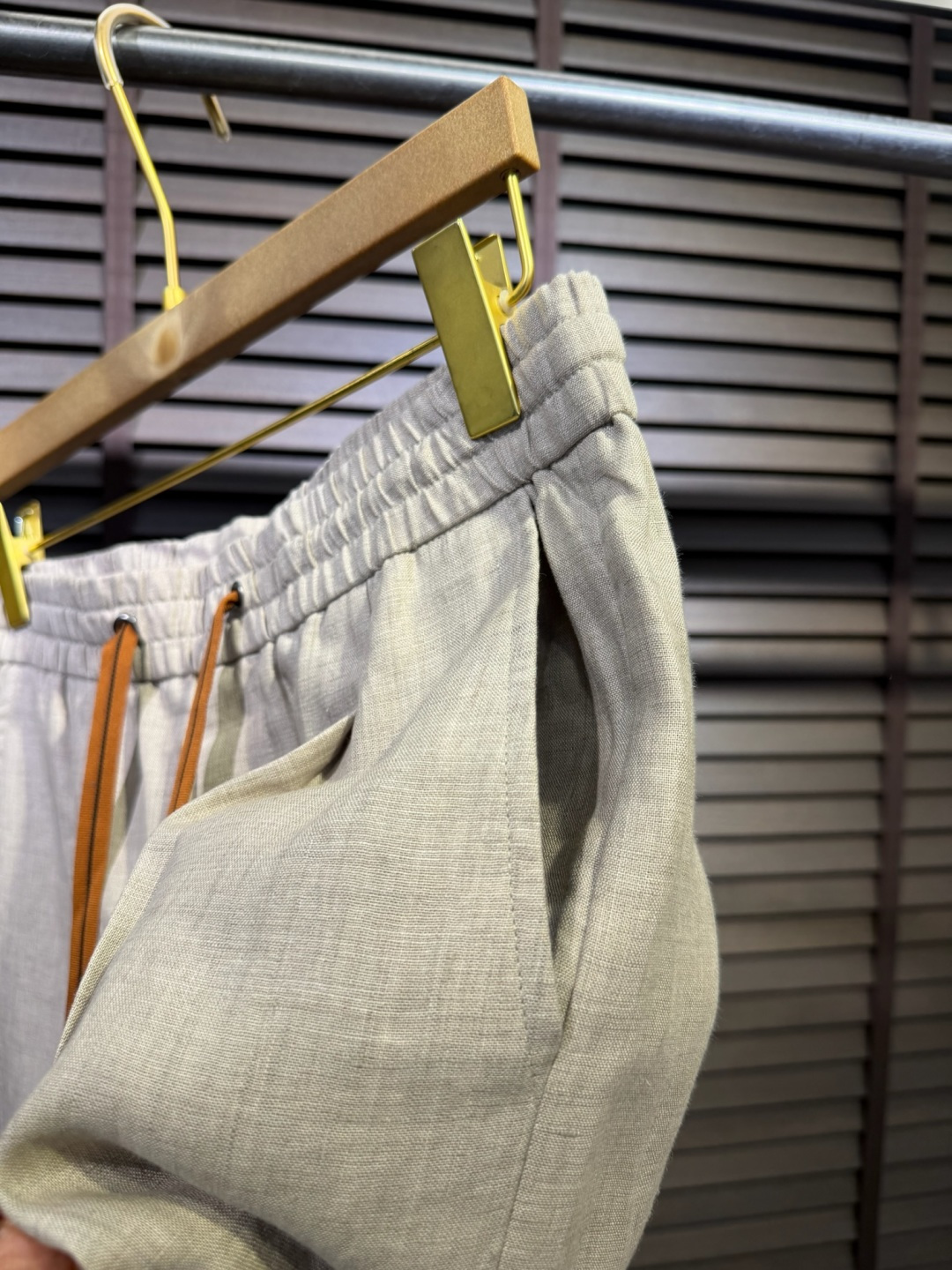 Zegn&杰尼🦷2026SS新款休闲运动裤，客供进口高密度100%雨露麻面料，吸汗速干抗皱，特殊共工艺制