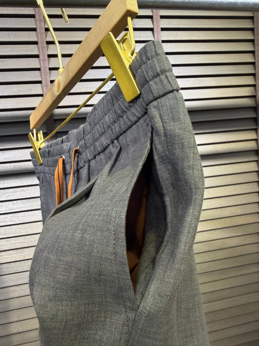 Zegn&杰尼🦷2026SS新款休闲运动裤，客供进口高密度100%雨露麻面料，吸汗速干抗皱，特殊共工艺制