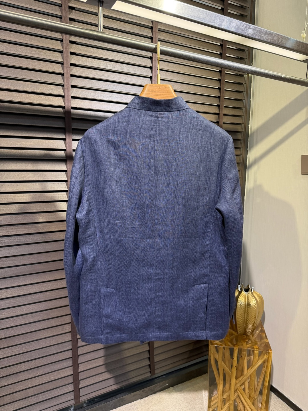 Loro Pian&Loro piana&诺悠翩雅2026SS新款西装。一体领设计，高端大气；采用100