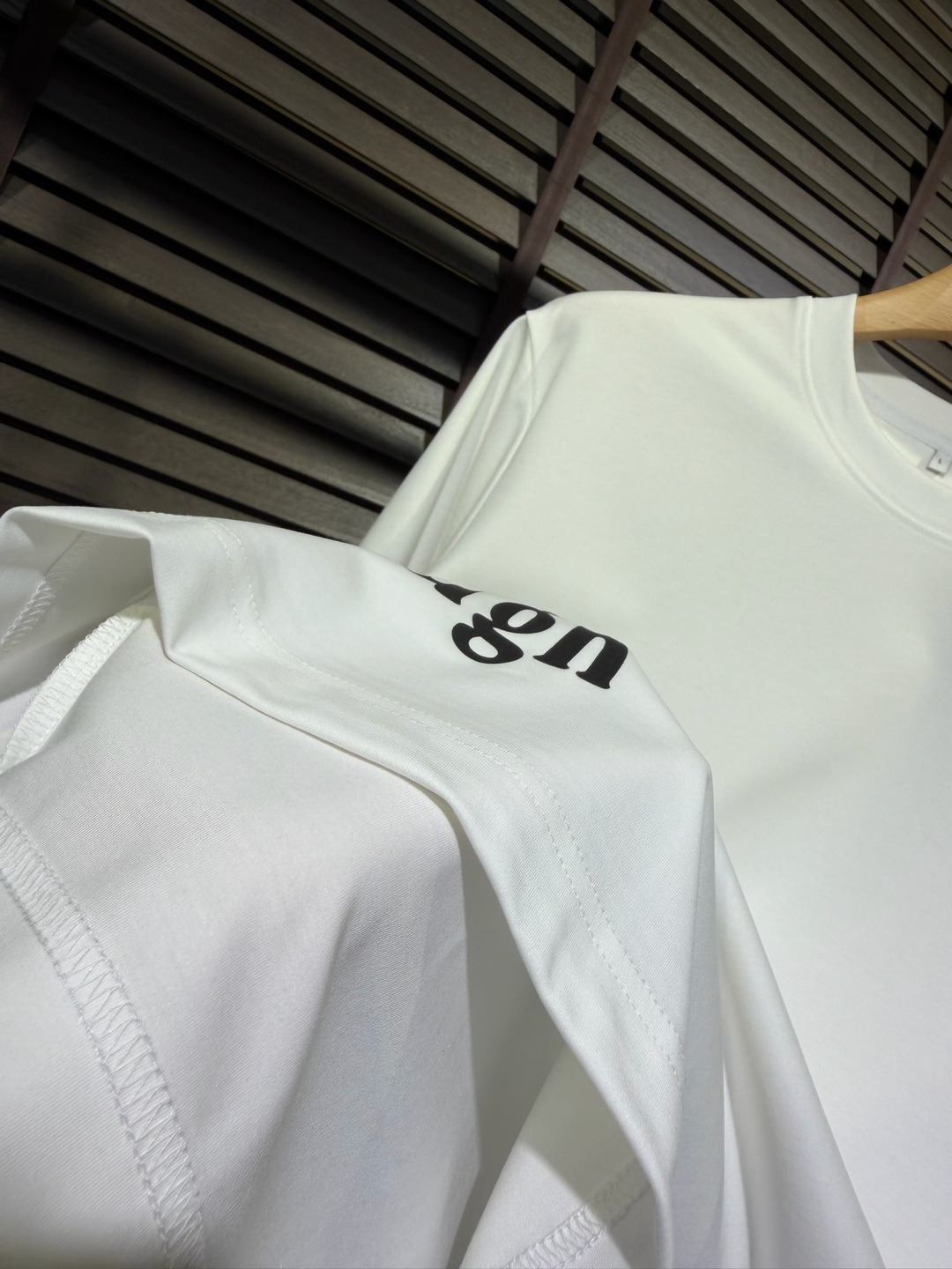 Bottega venet&BV&宝🦋2026SS新款圆领T。外穿打底皆可。采用定制莫代尔➕棉➕桑蚕丝➕