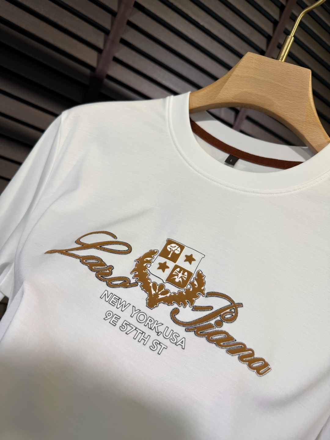 loro Pian&loro Piana&诺悠翩雅2026SS新款圆领T。柜子最新款。采用定制高支数莫代
