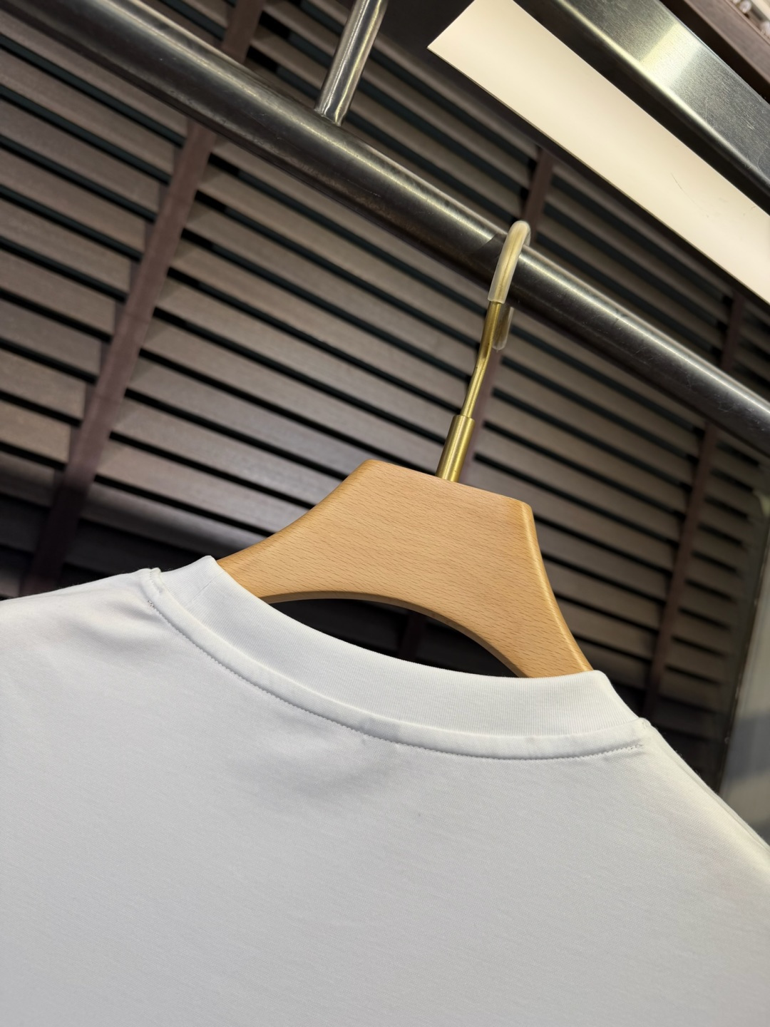 loro Pian&loro Piana&诺悠翩雅2026SS新款圆领T。柜子最新款。采用定制高支数莫代