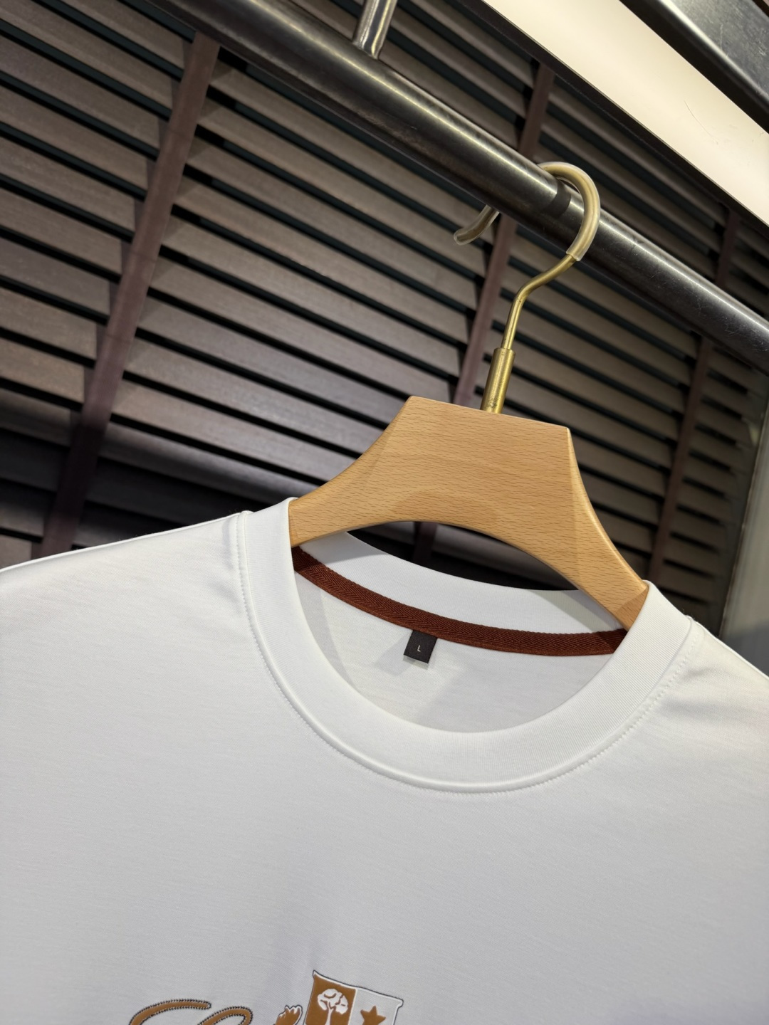 loro Pian&loro Piana&诺悠翩雅2026SS新款圆领T。柜子最新款。采用定制高支数莫代