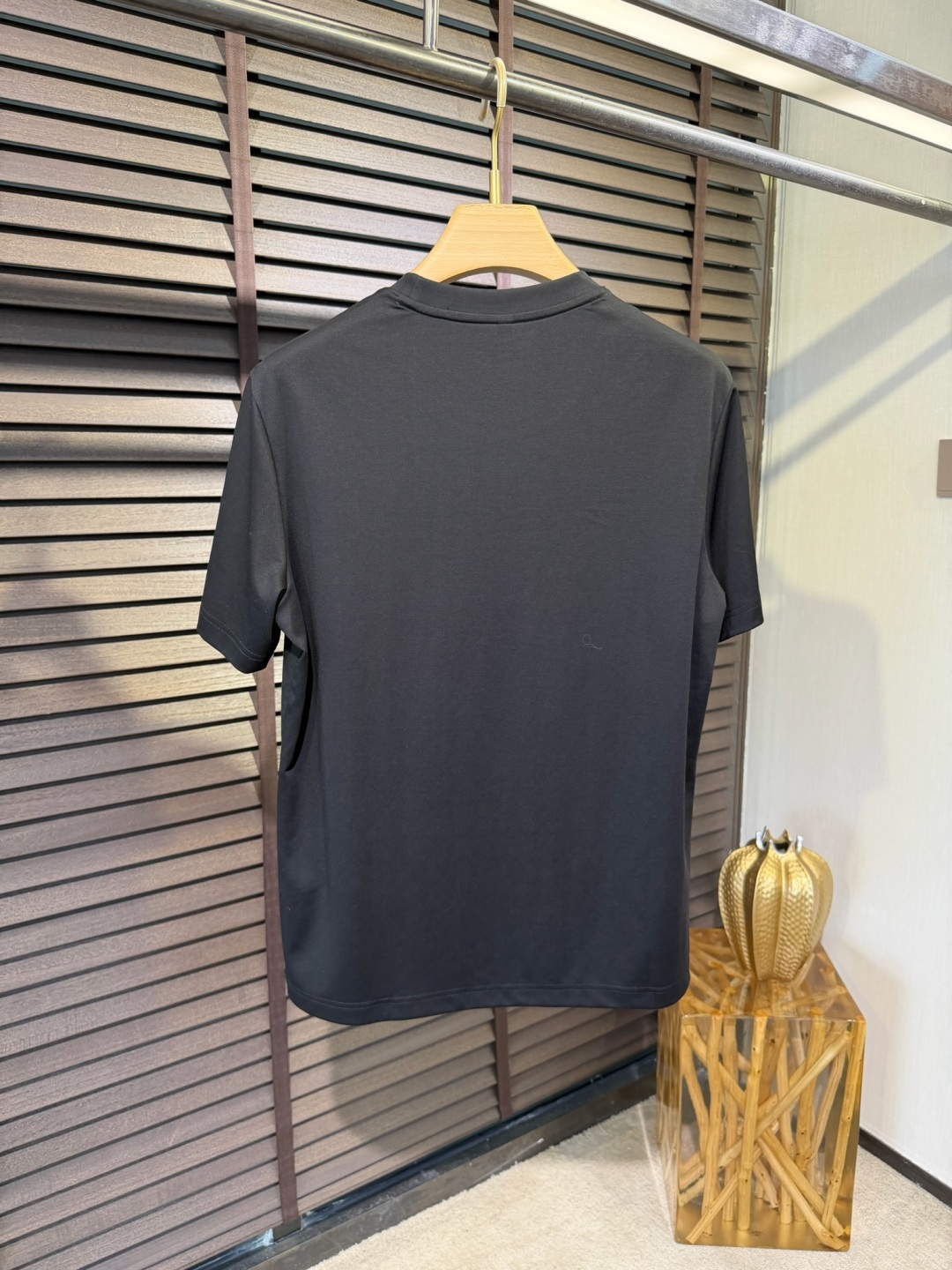 loro Pian&loro Piana&诺悠翩雅2026SS新款圆领T。柜子最新款。采用定制高支数莫代