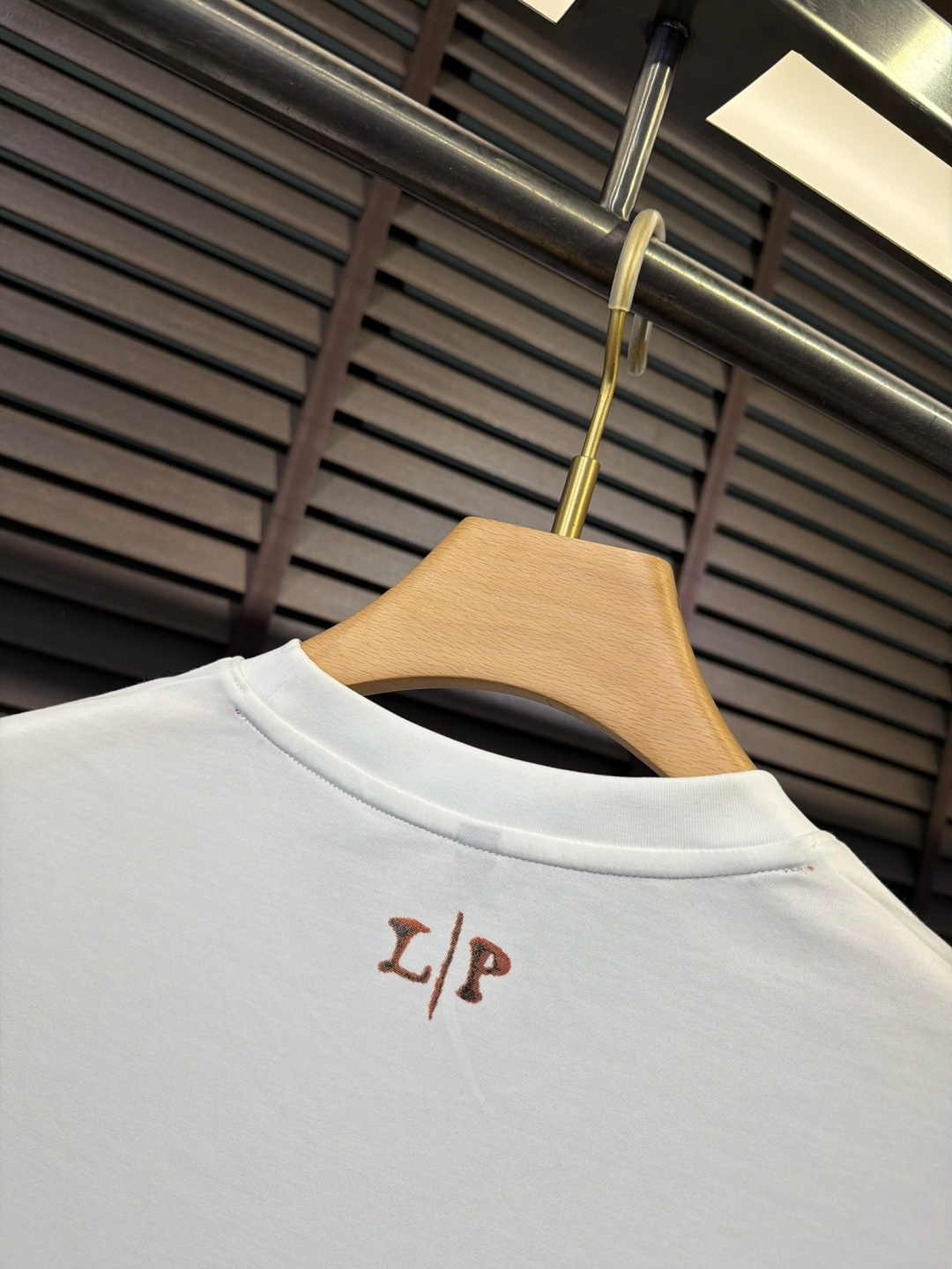 loro Pian&loro Piana&诺悠翩雅2026SS新款圆领T。柜子最新款。采用定制高支数莫代