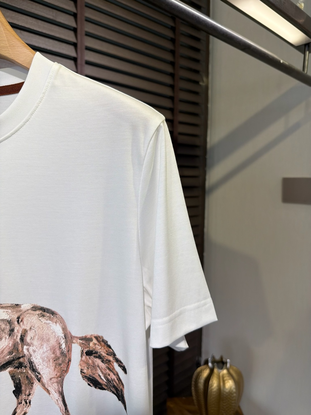 loro Pian&loro Piana&诺悠翩雅2026SS新款圆领T。柜子最新款。采用定制高支数莫代
